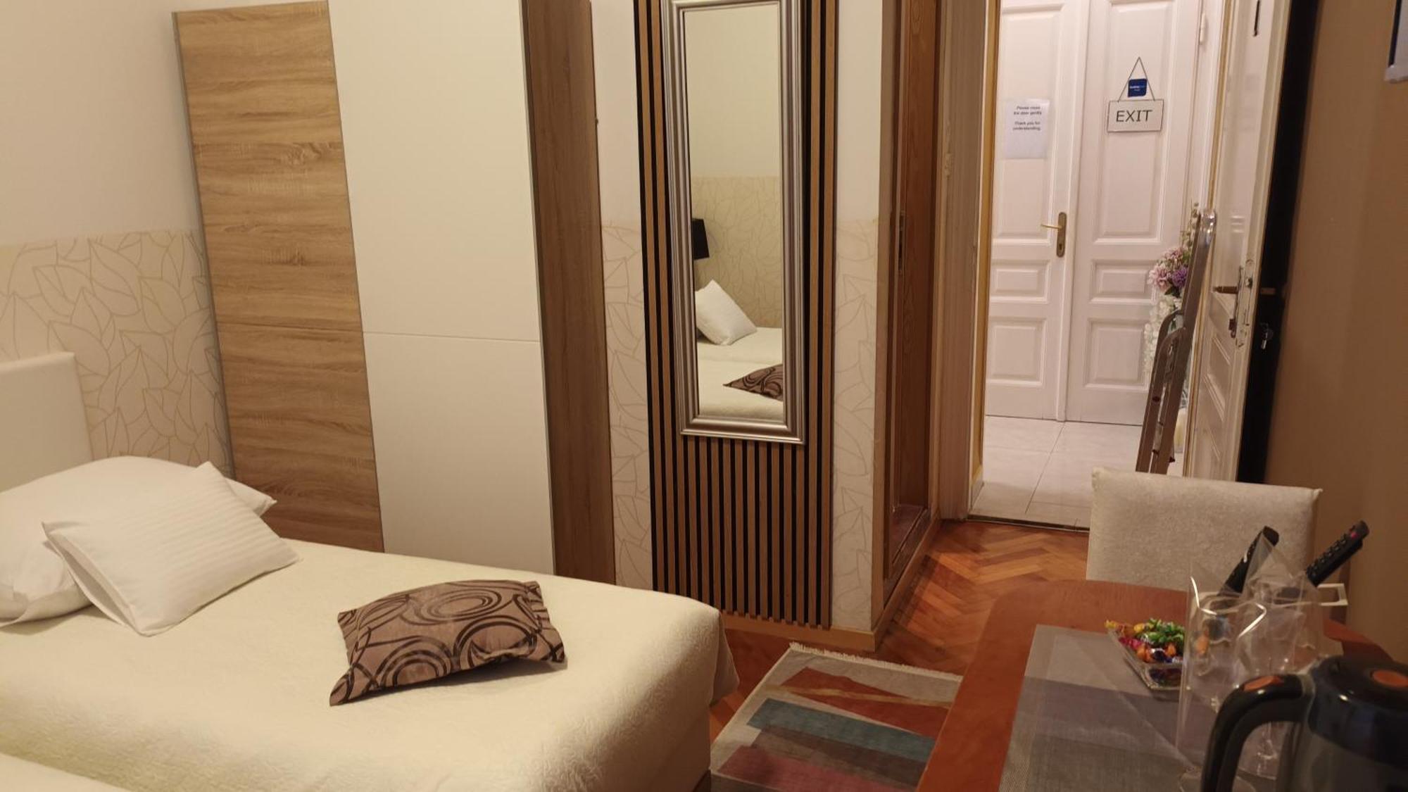 Guesthouse Vrlic Split Exterior foto
